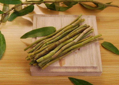 铁皮石斛（铁皮枫斗） 功效、经典搭配与养生吃法全解析