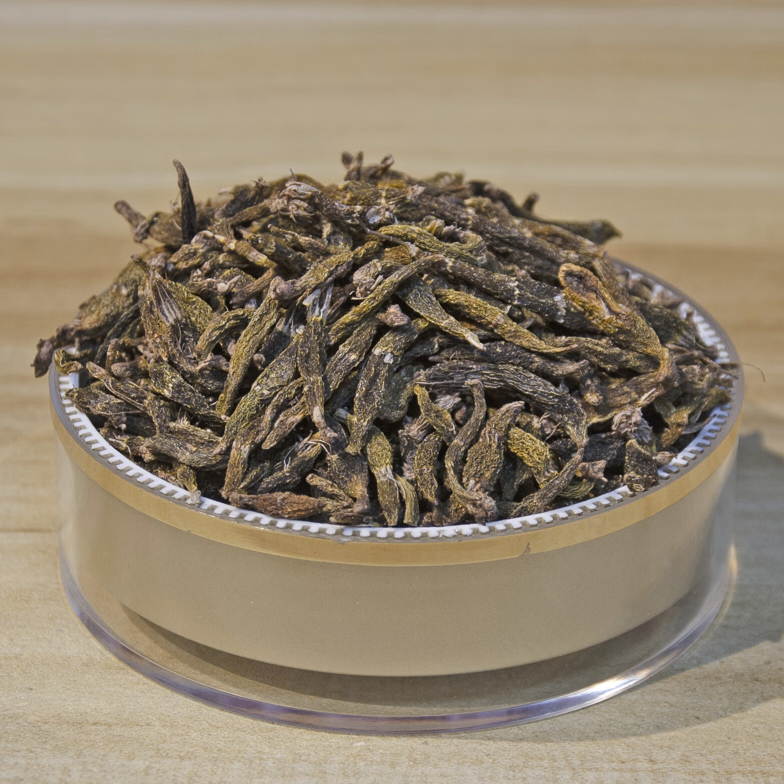 云南缅甸铁皮枫斗的养生奥秘 从筛选到炖汤的实用指南